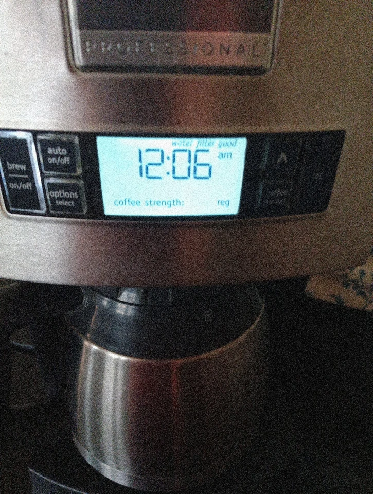 Frigidaire Professional 12 Cup Stainless Steel Coffee Maker FPDC12D7MS  - Image 3 of 4