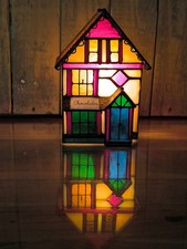 Beleuchtetes Glas (Art Tiffany) Licht Haus Chocolates Schokolade Lampe