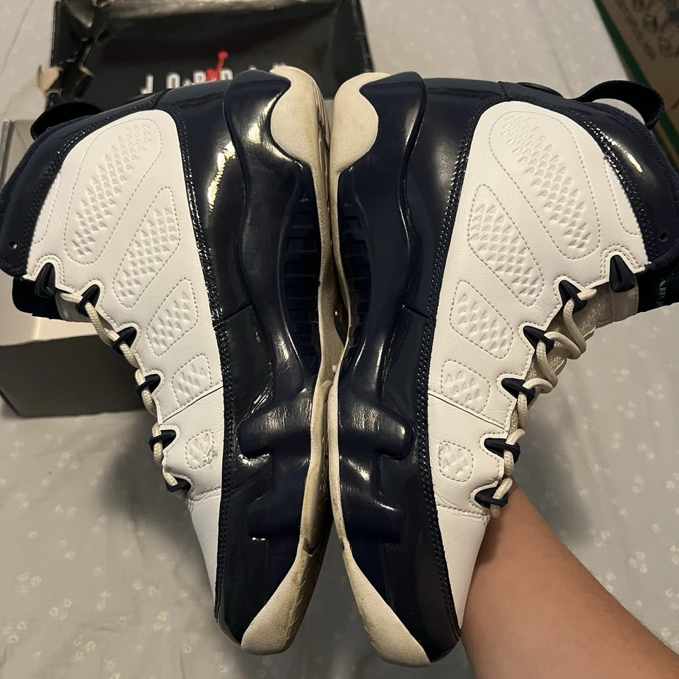 Size 9 - Air Jordan 9 Retro UNC - Image 4 of 4