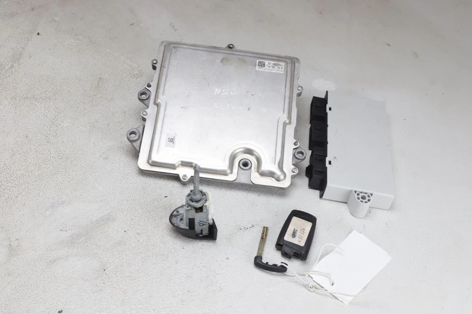 BMW X3 F25 2015 Kit ECU Motore A Benzina E Set Di Serrature 8631748 RIM37566 - Image 3 of 4