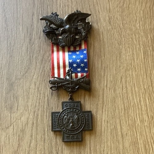 Spanish War Veterans medal with American Flag Ribbon
