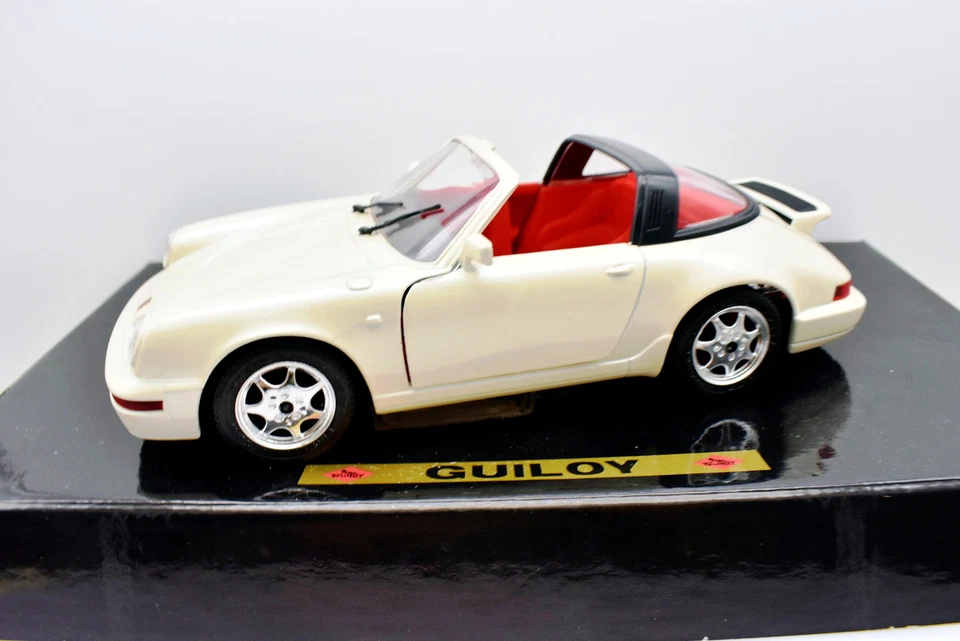 Modellino auto scala 1:20 Porsche 911 Carrera cabrio modellismo statico diecast - Immagine 4 di 4