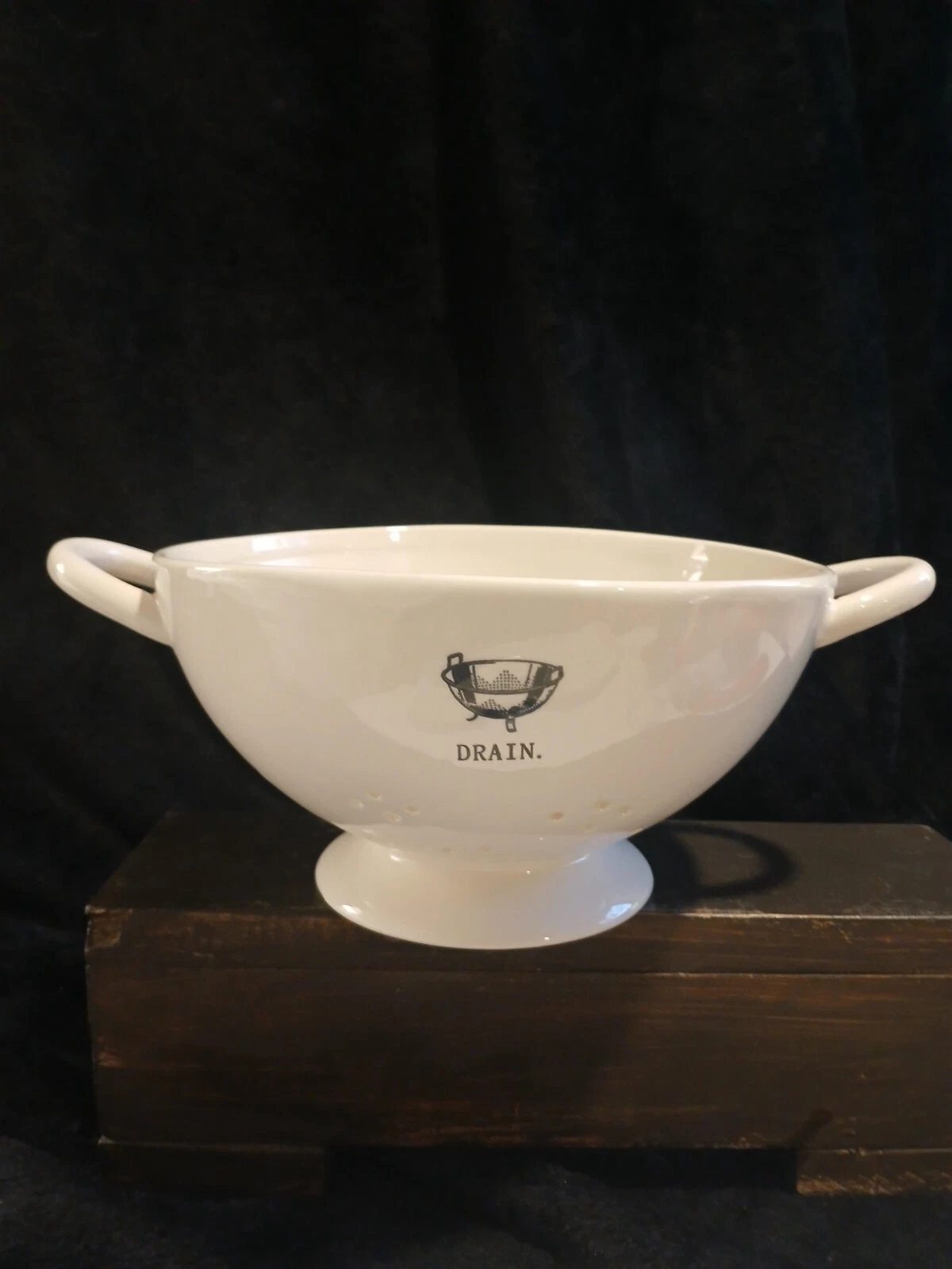 Rae Dunn Icon DRAIN Ceramic Colander/Strainer Typewriter Print Collectible EUC