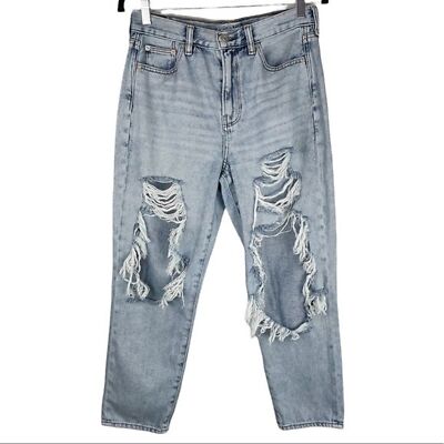 American Eagle Mom Jean Sz XSHORT Heavy Distressed Jeans