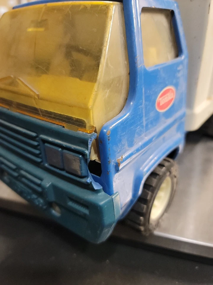 Tonka Garbage Truck Rear Loader #10322 Pressed Steel Made In USA View Pictures  - Image 2 of 4