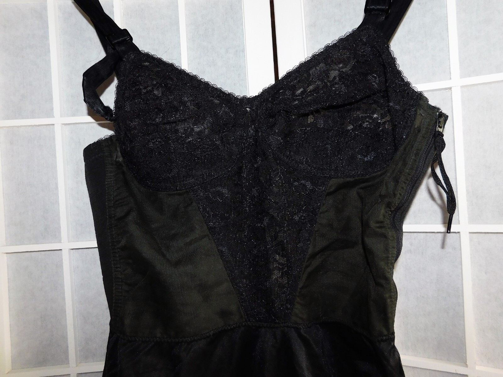 Permalift Brassiere dress slip, Nylon/Spandex, SZ 32,… Gem