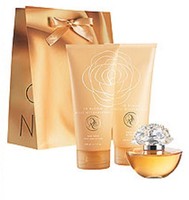 Avon Reese Witherspoon Perfume, Shower Gel & Lotion Gift Set.....with Gift Bag Avon Reese Witherspoon Perfume, Shower Gel & Lotion Gift Set.....with Gift Bag