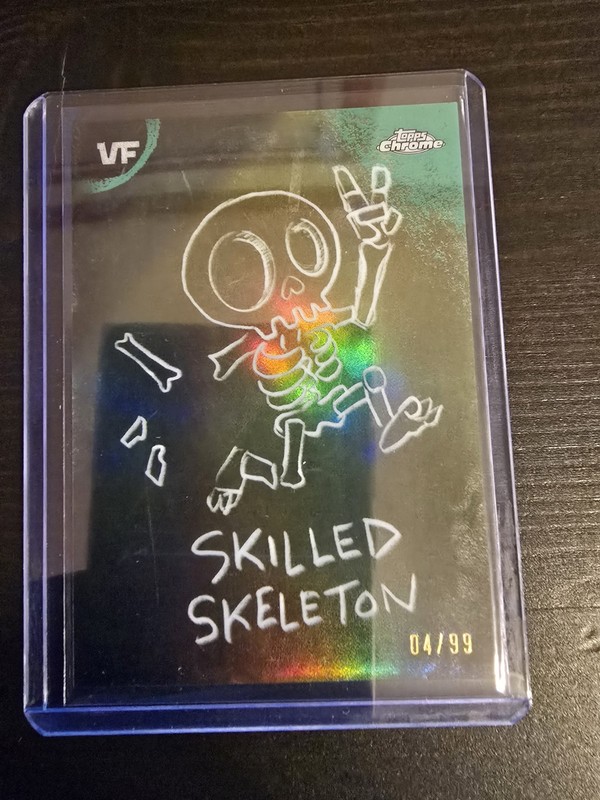 2026 Topps Chrome VeeFriends Skilled Skeleton Chalkboard 04/99