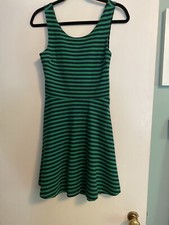 AMERICAN EAGLE BLACK AND GREEN STRIPE DRESS SIZE 4