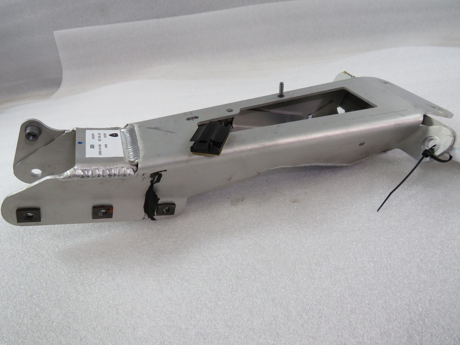 Lamborghini Gallardo, Spyder, RH, Right, Seat Belt Bracket, P/N 407803228