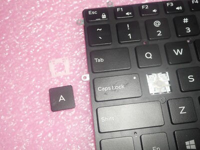 SINGLE KEY CAP+CLIP DELL Inspiron 7368 7378 CHA01 P/N: H4XRJ MODEL: NSK-EB0BW
