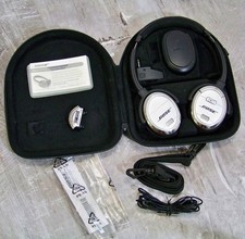 Bose QuietComfort 3 Acoustic Noise Cancelling Headphones 2 charged batteries