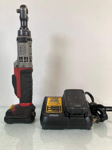 MAC Tools BRS038 1/4" 12 Volt Cordless Ratchet 2 Dewalt Batteries and Charger