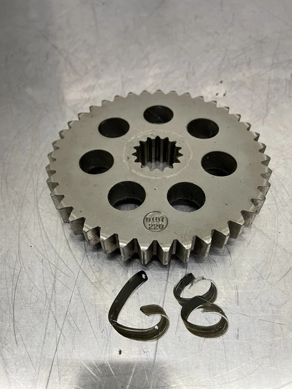 Arctic Cat Polaris OEM Lower Chaincase Drive Gear Sprocket 39T 0107-220 3222034
