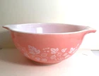 Vintage Pyrex 442 Pink Gooseberry 1.5 qt Cinderella Mixing Bowl