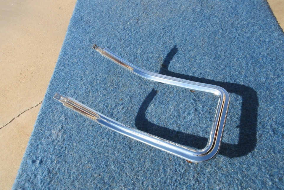 1964 Buick Skylark RIGHT TAIL LIGHT SURROUND MOLDING Good Used Original - Image 3 of 4