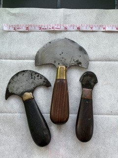 Lot Of 3 Vintage Round Half Moon Head Leather Working Knife Osborne Blanchard