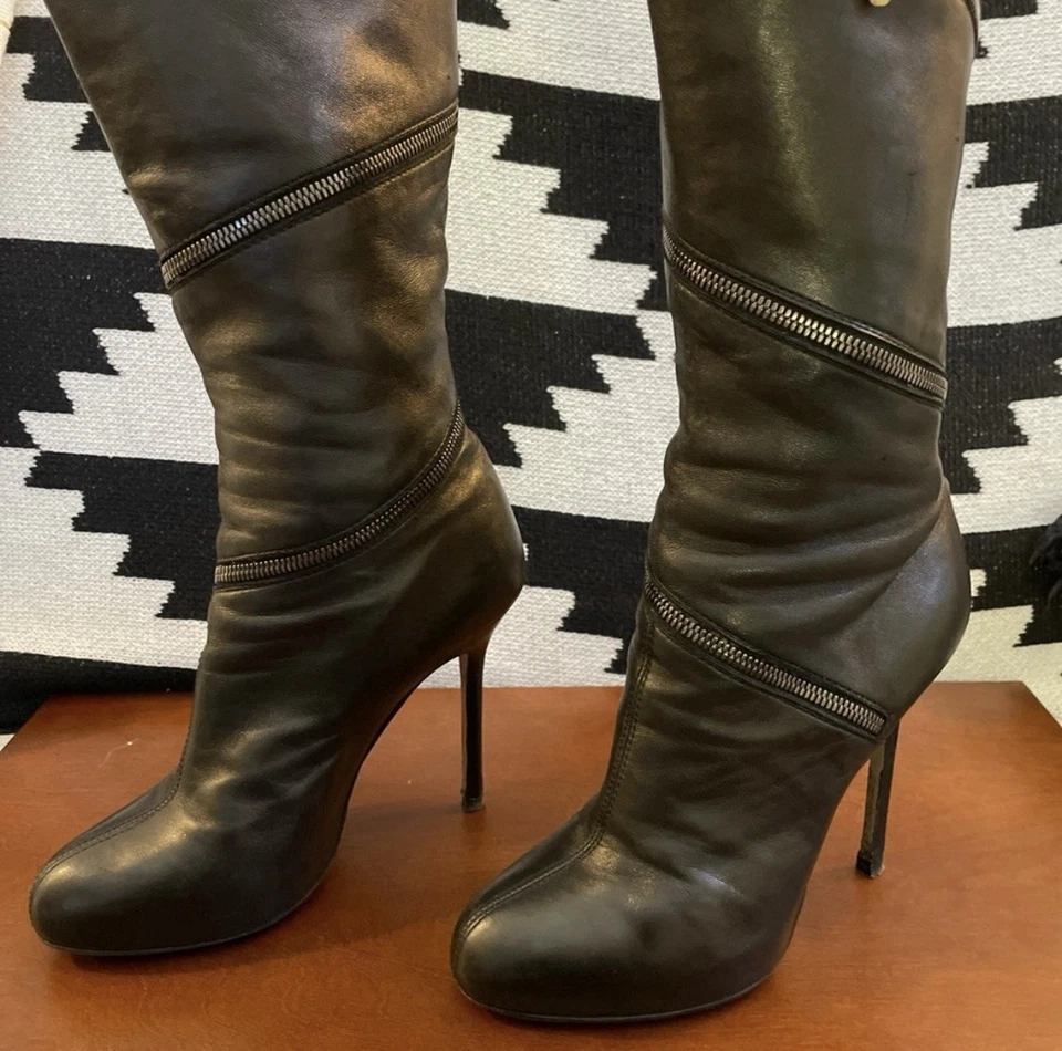 Botas de tacón Sergio Rossi para mujer de cuero con detalle de cremallera talla 8 stilleto Foto 4 de 4