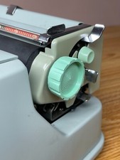 Green Right Replacement Knob Hermes 3000 (2nd and 3rd Gen) Portable Typewriters thumbnail