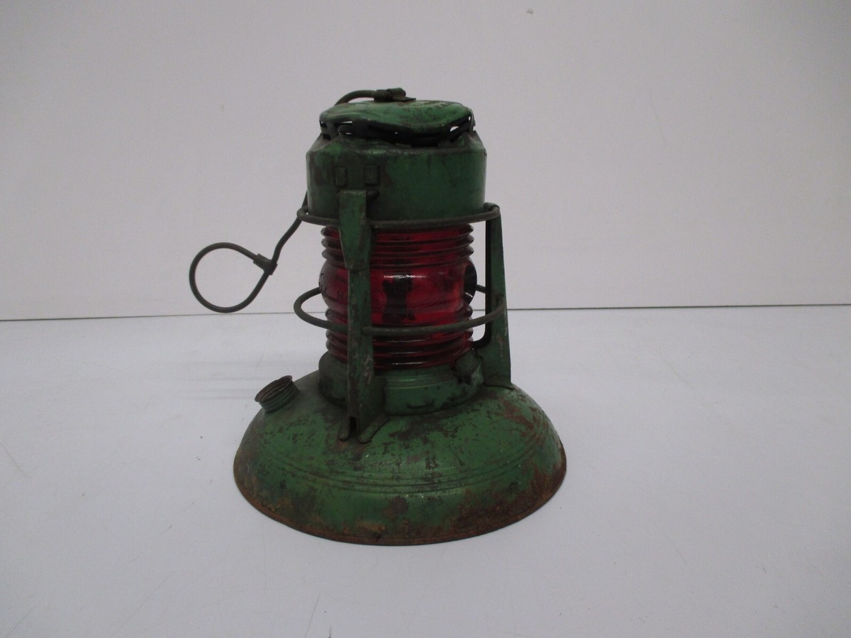 Vtg Dietz No. 40 Traffic Gard Green Lantern Light W/ Red Globe As
