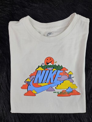The Nike Tee Dri Fit  Shirt Short sleeve Tee T-shirt Logo Youth Boys SZ(L) Cloud