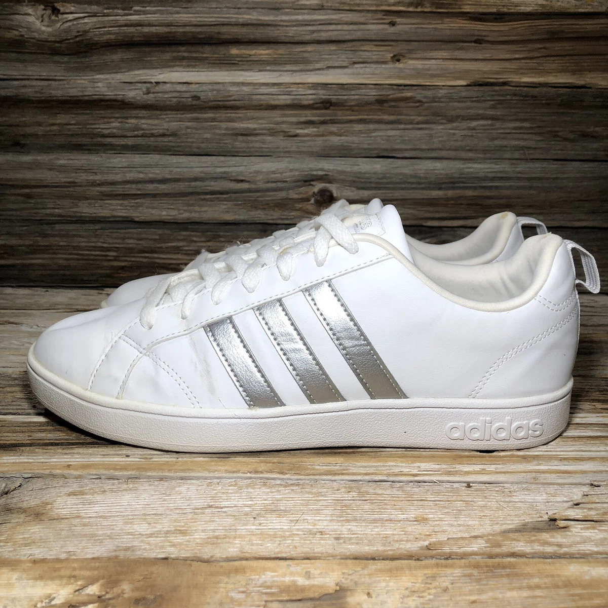 Adidas vs advantage white clearance sneakers