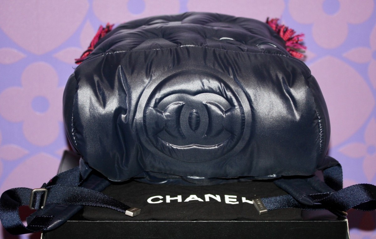CHANEL COCO NEIGE Nylon Tweed Doudoune Cocoon Logo Backpack  display picture 1