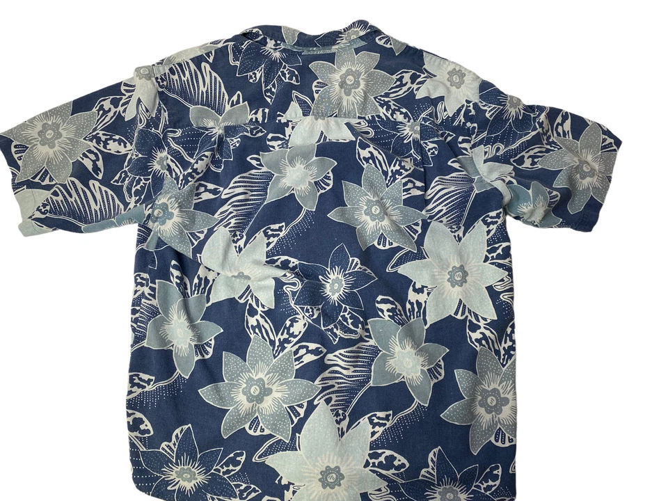 Half Moon Bay Men's XXL Blue Floral Print Hawaiian Button Down Shirt EUC - Imagem 2 de 4