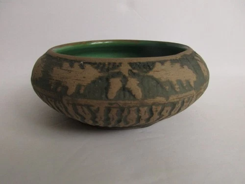 Red Wing Union Stoneware Bowl - Oak Leaves and Acorns