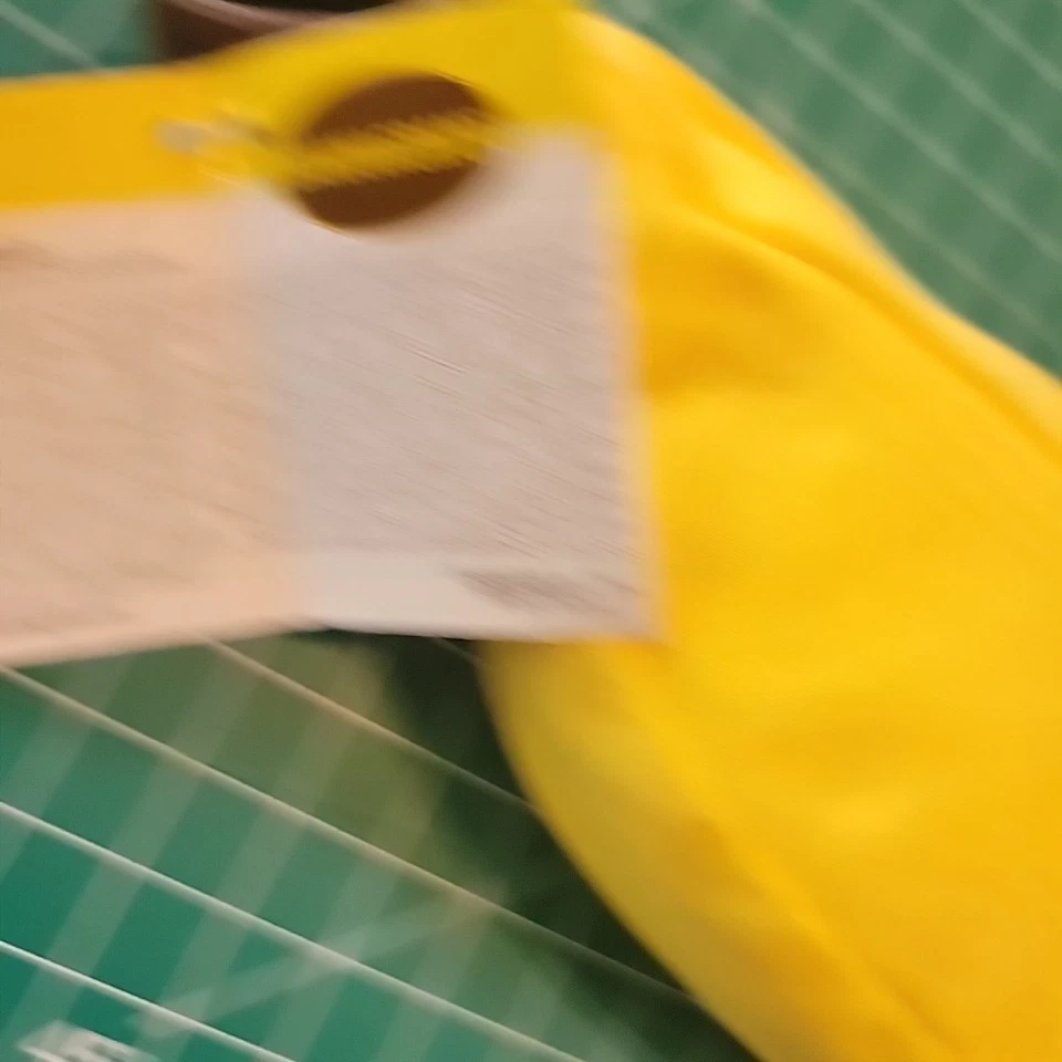 NEW NWT Bananagrams Crossword Family Fun Game Night Tile Word Play COMPLETE - Image 4 of 4