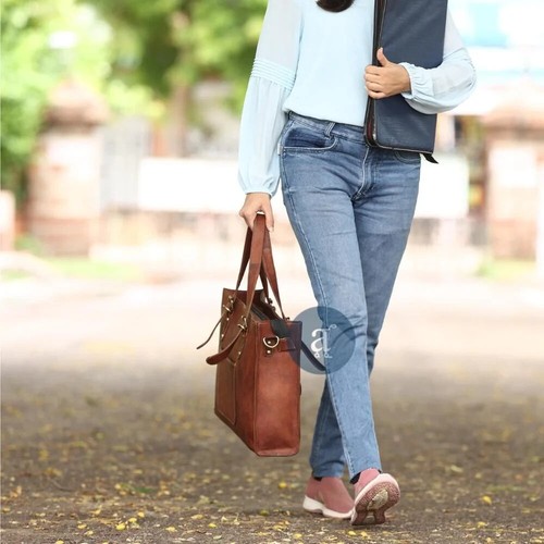 Elegant Leather Handmade Everyday Womens Leather Style Work Bag Perfect Gift - Picture 12 of 18