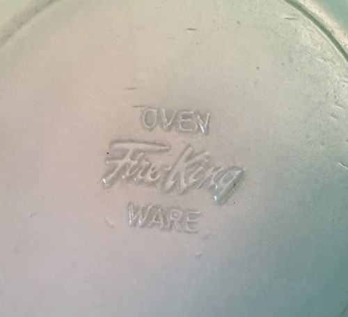 Fire King Jadeite Smooth Mixing Bowl Splashproof 7.5” Ovenware - Picture 5 of 5