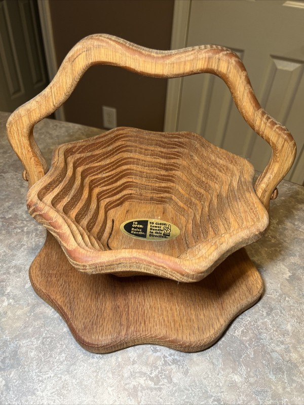 Vintage Handcrafted Folding Spiral Collapsible 9” Wooden Basket/Trivet/Bowl