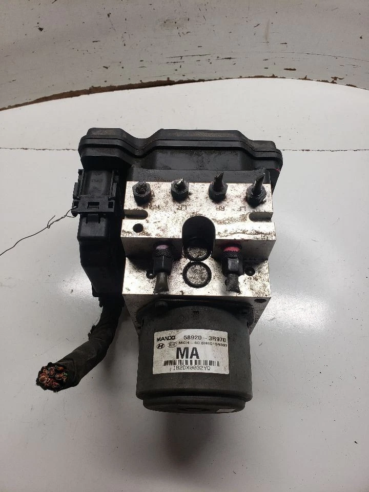 Pieza de freno antibloqueo con crucero adaptativo para 14-16 CADENZA 1261300 Foto 2 de 4