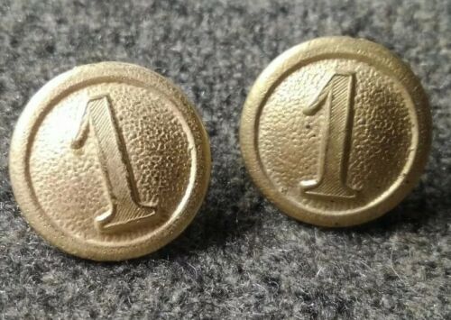 WWI German 1st Kompanie Buttons 1910 in brass, unpainted buttons by the pair - Picture 1 of 5