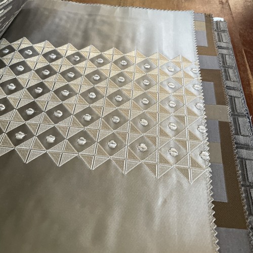Casamance Fine Fabrice (Avenue Montaigne)Sample Book. - Picture 18 of 19