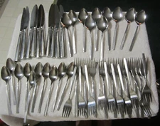 50 Pc 1881 Rogers Oneida LTD Stainless Flatware Set Melissa,10 place setting VTG