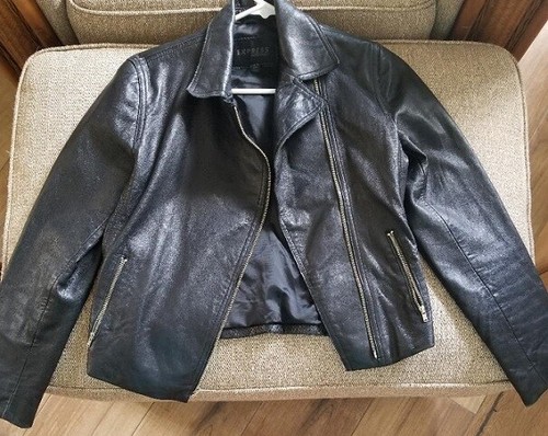 Express World Brand Genuine Leather 