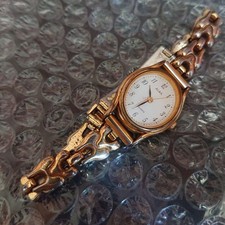 Vintage Seiko Alba V401 Gold Tone Bracelet Chain Dress Watch for Women