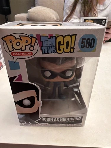 Funko Pop! Vinyl: DC Universe - Robin (as Nightwing) #580