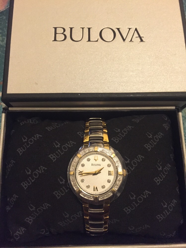 Montre Femme Bulova 98R170 - Acier Inoxydable Bicolore, 24 Diamants - Neuve Sans étiquette