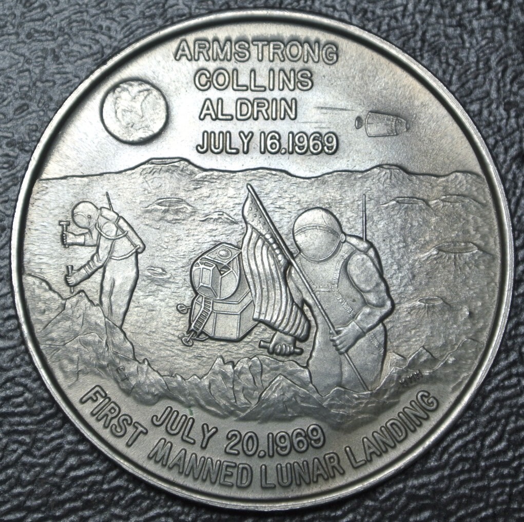 1969 APOLLO 11 First Manned Lunar Landing TOKEN - Armstrong