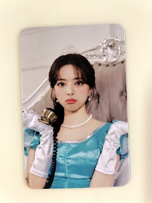 ITZY TO WONDER WORLD OFFICIAL MD TRADING CARD POB Official