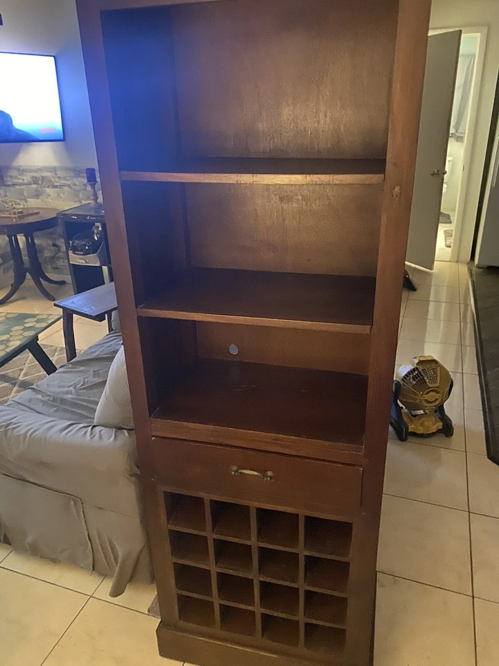 Armario de bar tradicional de madera maciza de caoba estilo europeo Foto 4 de 4