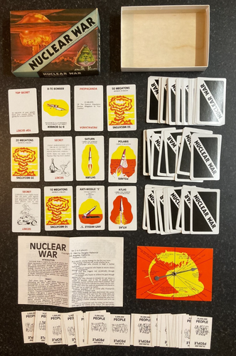 NUCLEAR WAR Classic Comical Cold War CARD GAME 1980 Flying Buffalo VGC - Picture 2 of 12