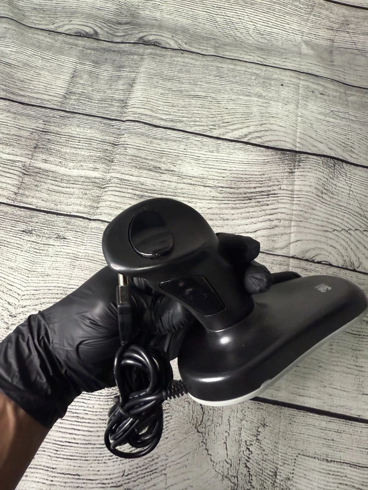 3M Ergonomic Vertical Grip Optical Mouse Wired USB EM500GPS Right Handed - Image 4 of 4