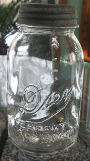 Drey Mason Jar clear quart canning jar with zinc lid