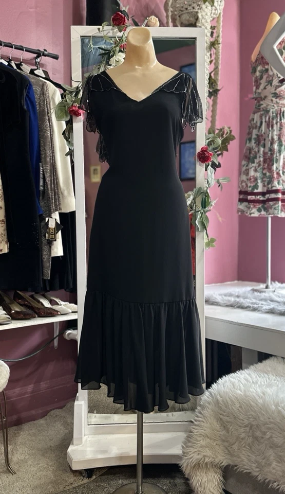 复古 70 年代 Does 20 年代串珠 Flapper 迪斯科 Midi 连衣裙黑色流畅仙女 M/L — 第 2/4 张图片