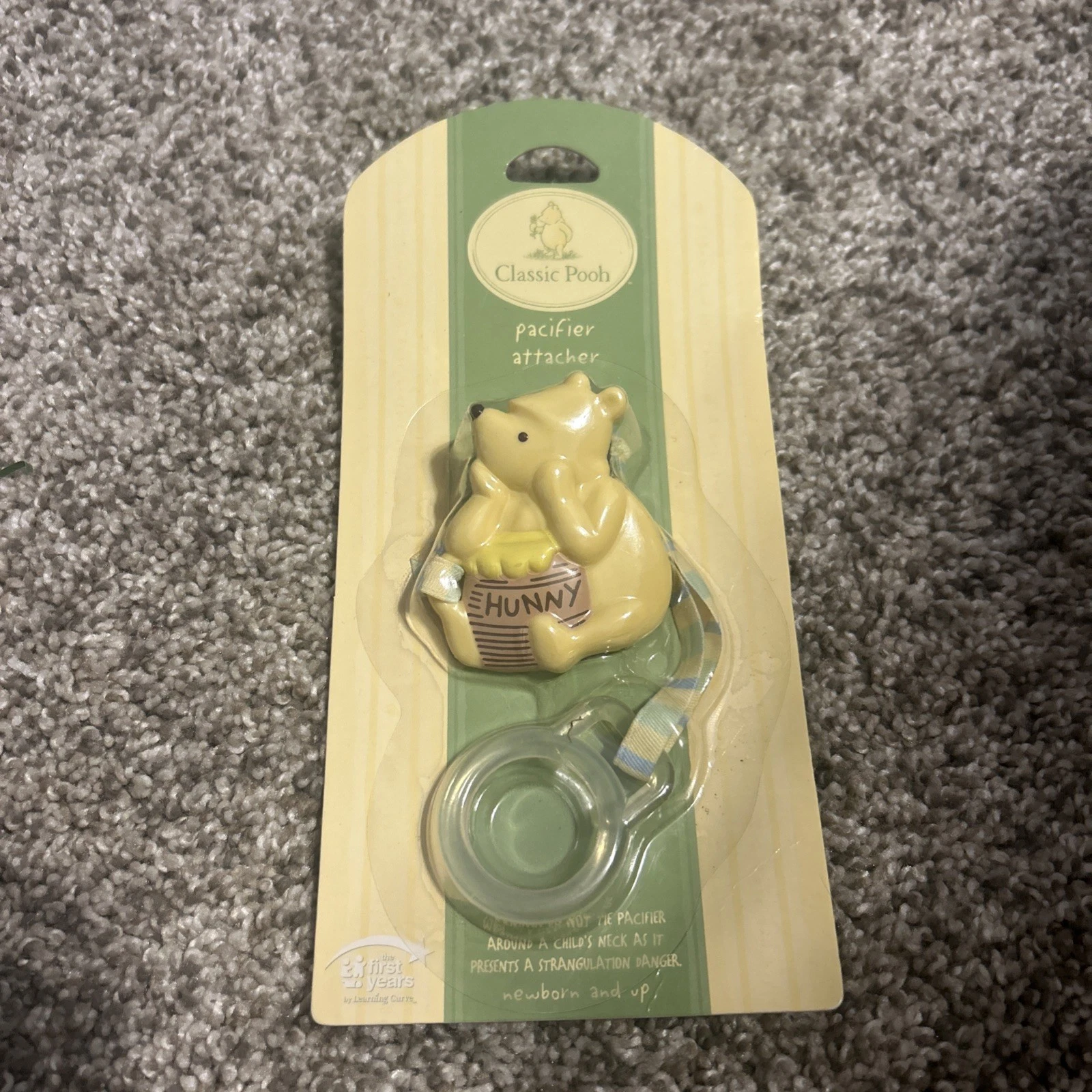 Classic Pooh Vintage the first years pacifier attacher Disney 2006 NEW sealed
Opens in a new window 