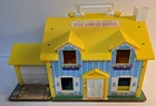 VTG 1969 Fisher Price 952 Play Family House